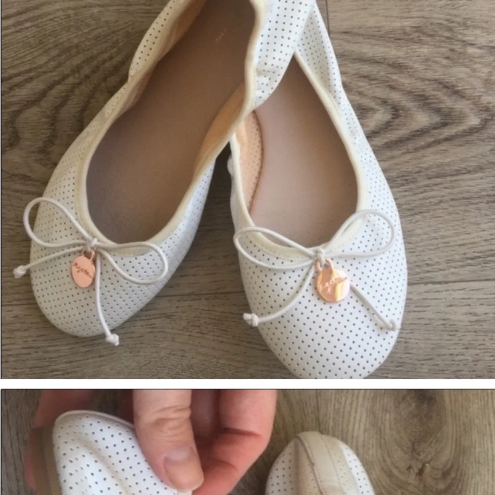 LITTLE Girls shoes all pre loves condition size 2. Back to skool BUNDLE - Picture 11 of 11